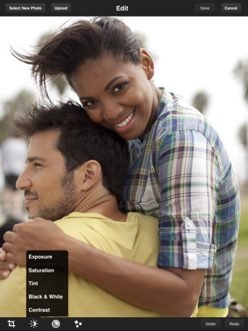 <b>シンプルな編集機能を備えたPhotoshop Express（iPadでの使用時）</b>