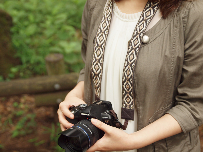 <b>アッシュグレーの使用例</b>