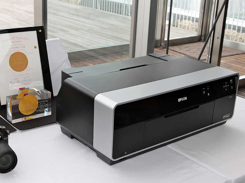 <b>PX-5V（カメラグランプリ2011授賞式より）</b>