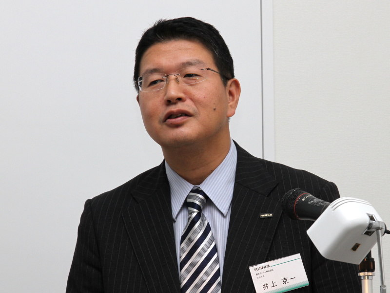 <b>富士フイルム宣伝部長の井上京一氏</b>