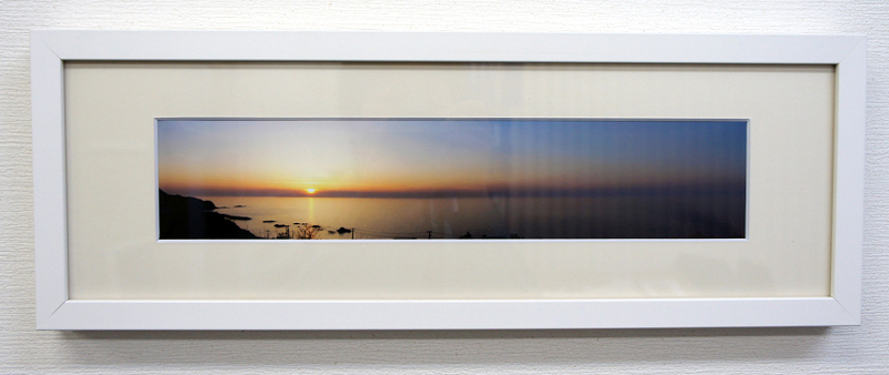 <b>パノラマフォトフレーム 角中ホワイト Lサイズ×スイングパノラマ ワイド無し</b>