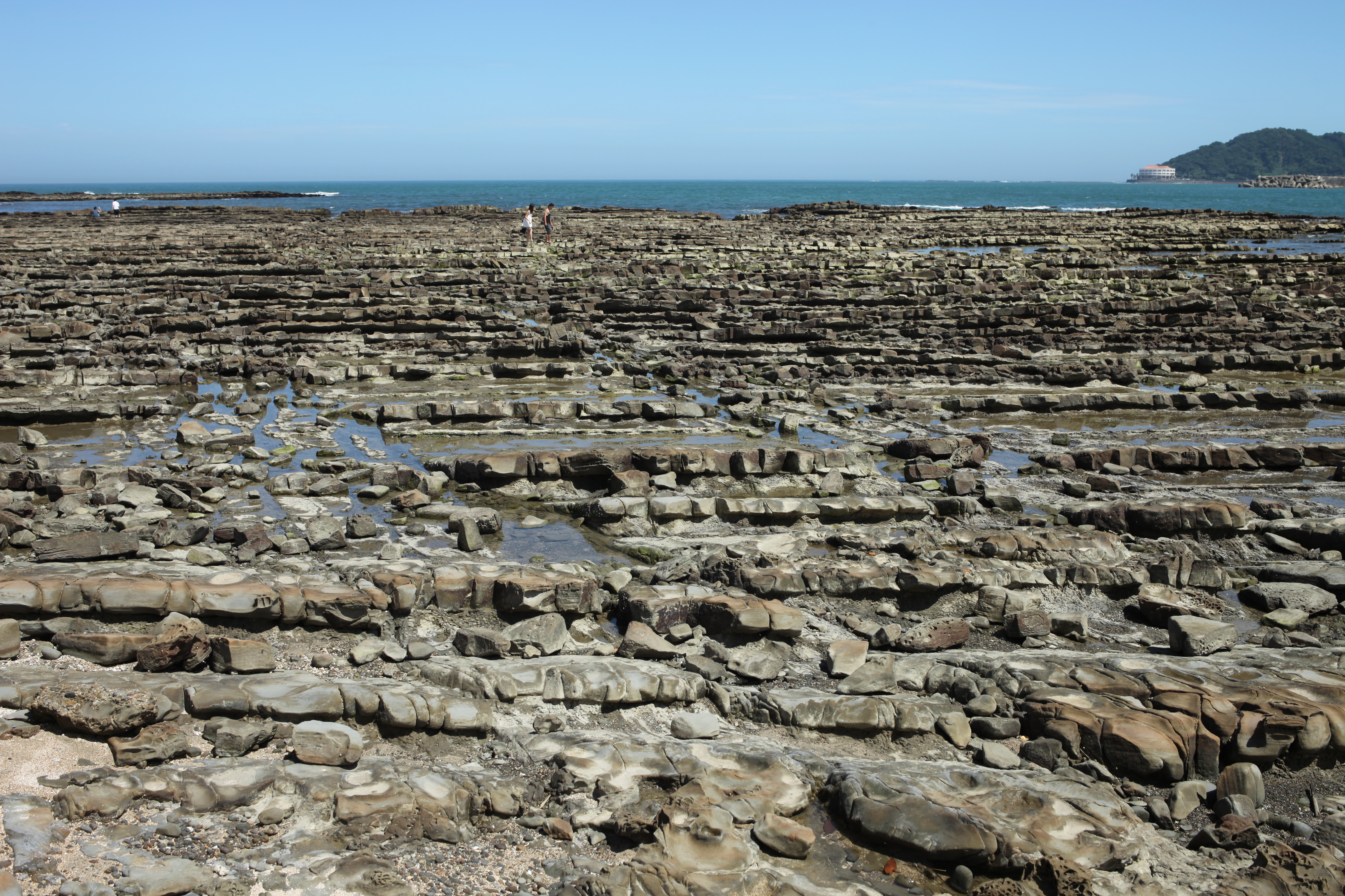 <b>EOS 5D Mark II / Distagon T* 1.4/35 ZE / 約10.4MB / 5,616×3,744 / 1/320秒 / F8 / 0.0EV / ISO100 / WB:太陽光</b>