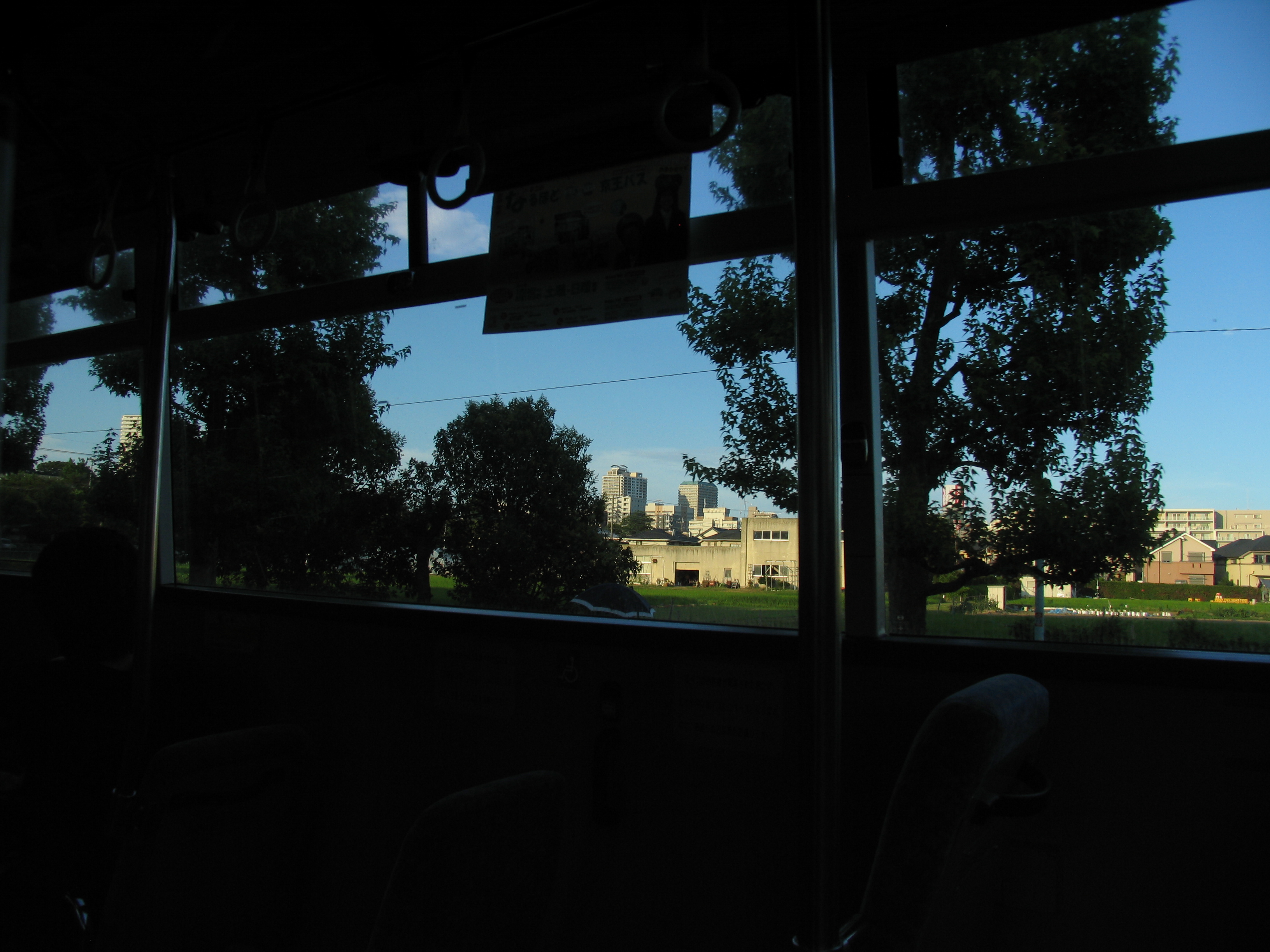 <b>PowerShot Pro1 / 約2.0MB / 3,264×2,448 / 1/1,000秒 / F2.8 / 0.0EV / ISO50 / WB:太陽光 / 7.2mm</b>