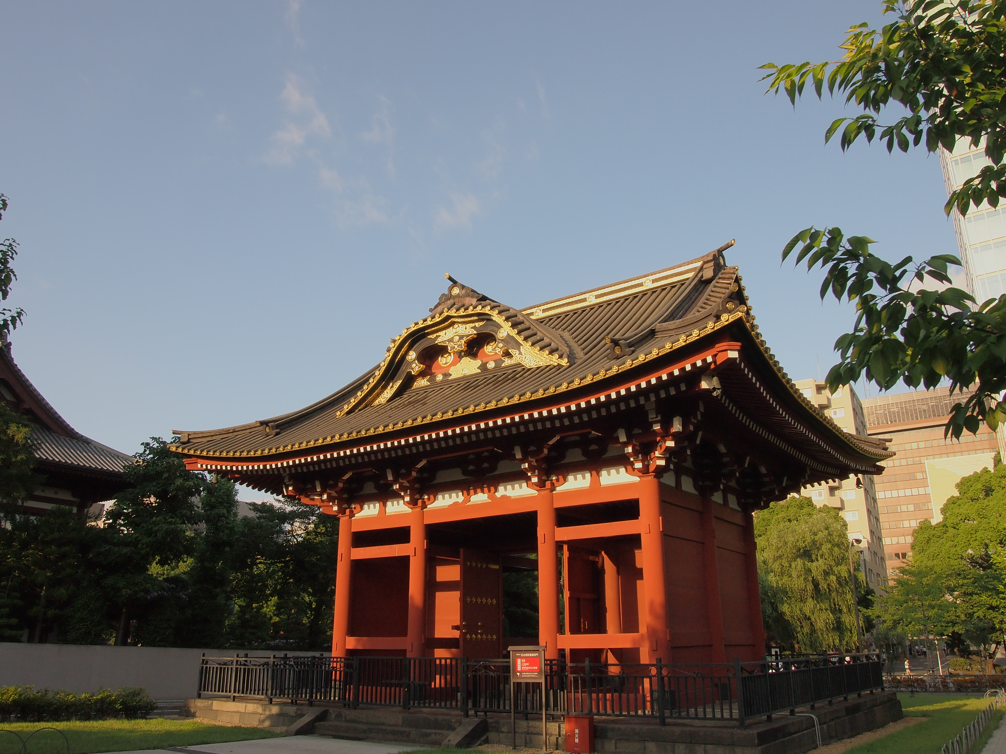 <b>ライトトーン。E-P3 / M.ZUIKO DIGITAL 14-42mm F3.5-5.6 II R / 4,032×3,024 / 1/320秒 / F7 / 0EV / ISO200 / プログラム / WB:オート / 14mm</b>