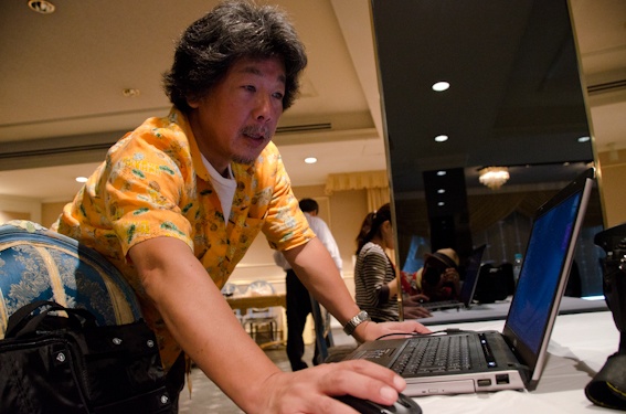 <b>テストデータを早速繋いでチェックしてみる</b>