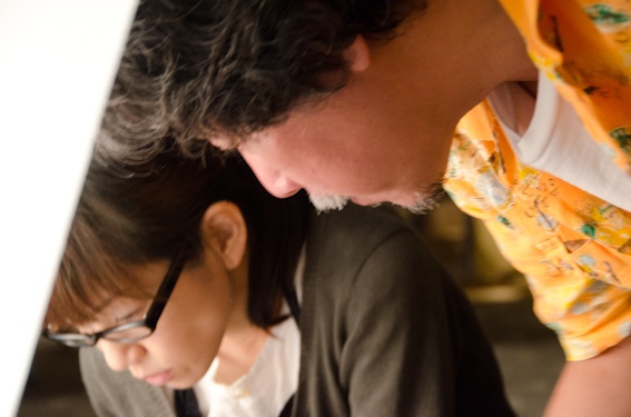 <b>仕上げの段階はやはり真剣になる</b>