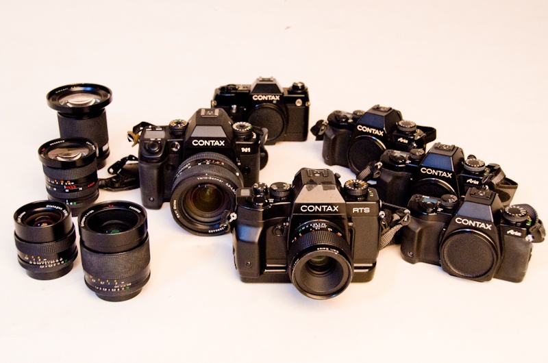 <b>35mm判もずっと使っているコンタックスのRTSⅢ。「カールツアイサー」なんだから仕方がない（笑）</b>