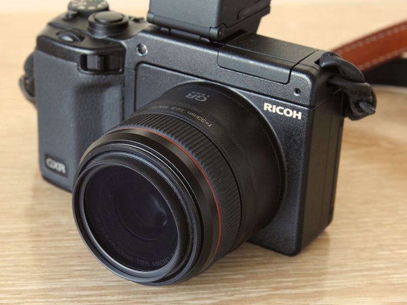 <b>ケンコー「40.5mm PRO ND4」装着例</b>