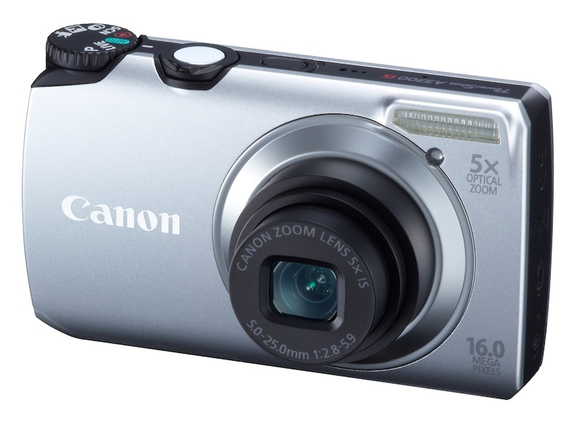 <b>PowerShot A3300 IS。8月4日発売。実勢価格は1万3,980円前後</b>