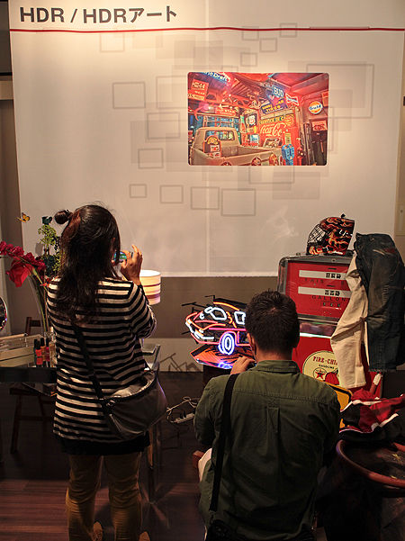 <b>ハイスピードテクノロジーを利用した撮影モードの1つ「HDRアート」。会場では多くの来場者が撮影を試していた</b>