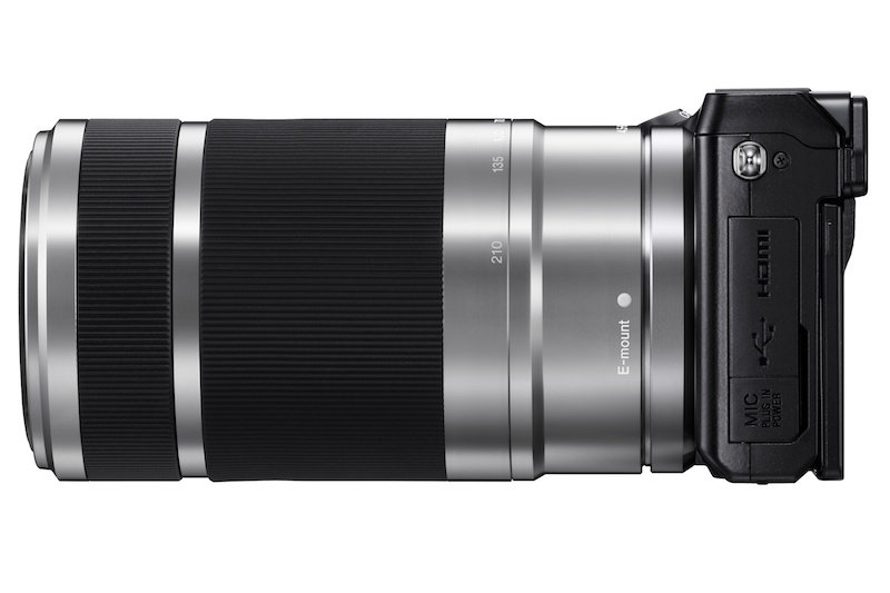 <b>E 55-210mm F4.5-6.3 OSS（10月中旬発売）装着例</b>