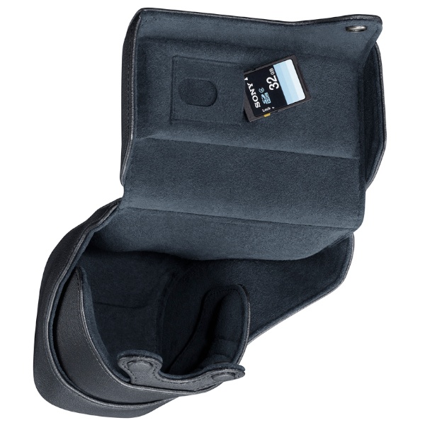 <b>本革製レンズジャケット「LCS-EL70」。11月11日発売。1万2,600円。Sonnar T* E 24mm F1.8 ZAまでのレンズ装着したまま収納できる</b>