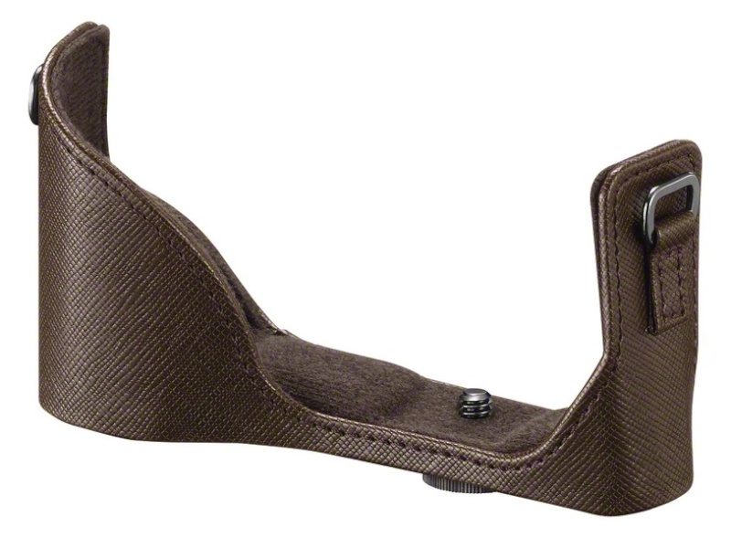 <b>NEX-5N用ボディケース「LCS-EB50」発売は9月9日。価格は4,200円。左からブラック、ブラウン</b>