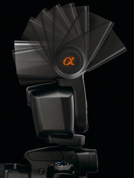 <b>上下は-8〜150度の範囲で動く</b>