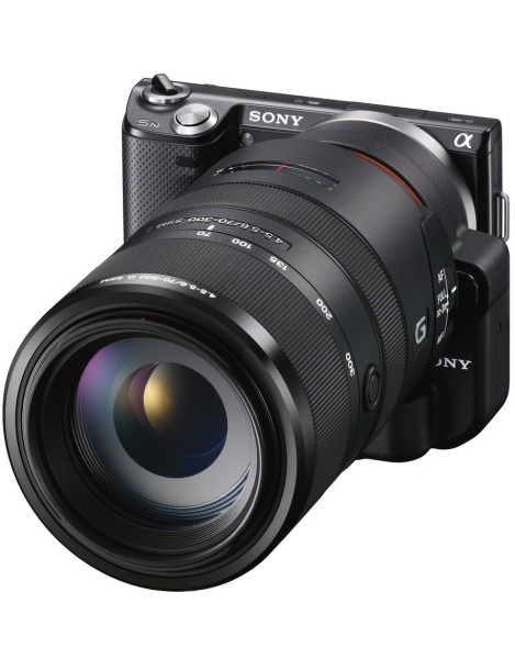 <b>使用例（70-300mm F4.5-5.6 G SSM）</b>