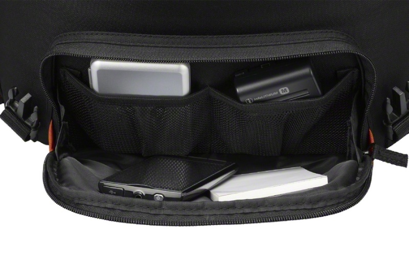 <b>フロントポケット</b>