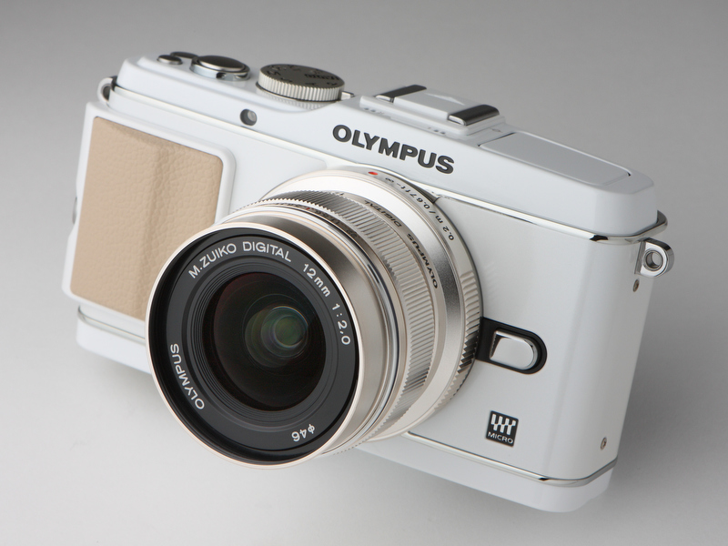 <b>E-P3に装着。価格は9万9,750円。発売は7月22日</b>