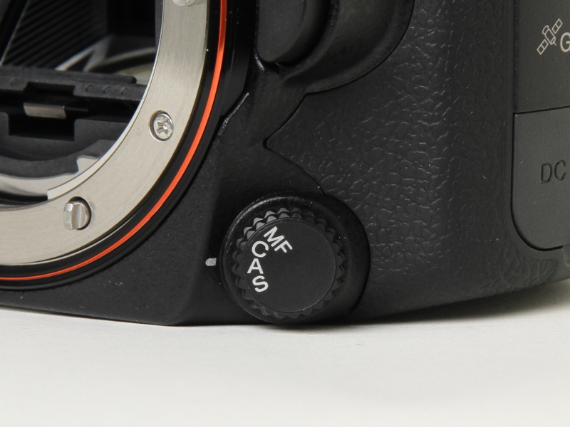 <b>フォーカスモードダイヤル</b>