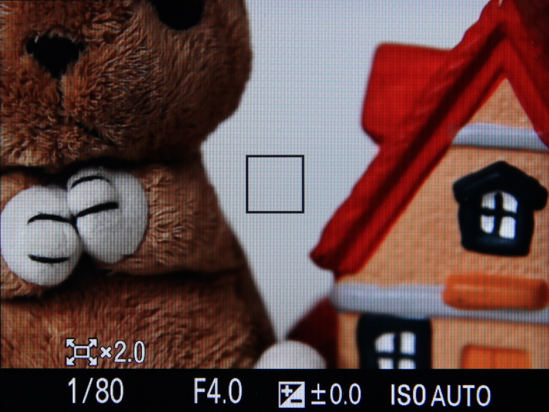 <b>スマートテレコンバーターは1.4倍、2倍が選択可能。倍率に応じて記録画素数が変わる</b>