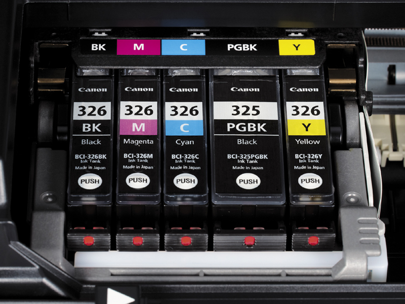 <b>独立5色インクタンク</b>