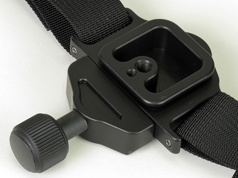 <b>クイックシューの背面がシュープレートになっている</b>