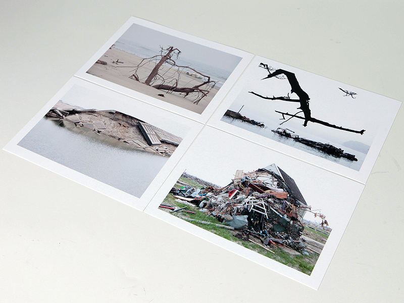 <b>篠山氏の作品の一部。発表会の出席者にプリントを配布した</b>