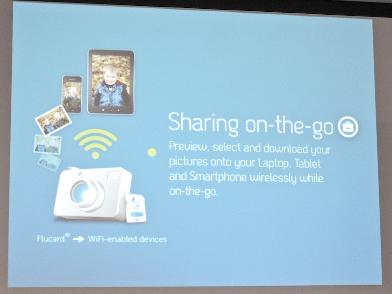 <b>スマートフォンなどからカメラの画像を閲覧したりできる</b>