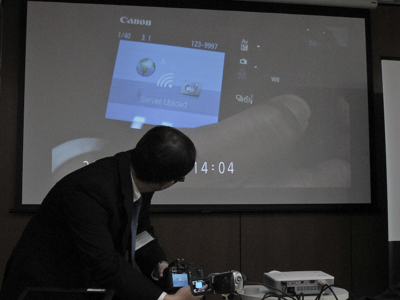 <b>FluCARD Proでの転送の様子</b>