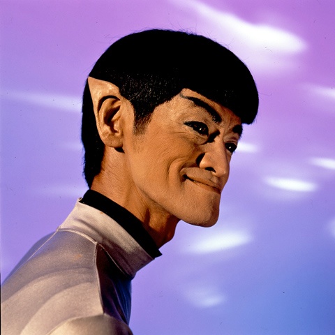 <b>(c)Bruse Osborn</b>