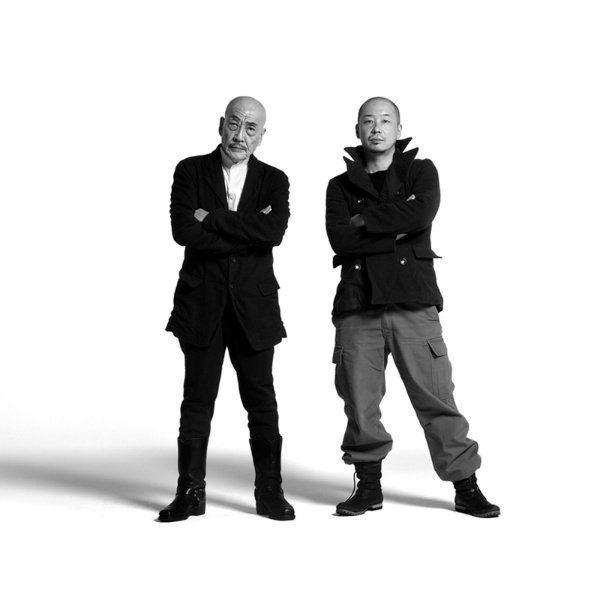 <b>2011年撮影＜2月27日毎日新聞掲載＞　親: 麿赤兒（舞踏家・俳優）　子: 大森立嗣（映画監督）　parent: Akaji Maro / butoh dancer, actor　child: Tatsushi Omori / movie director　(c)Bruse Osborn</b>