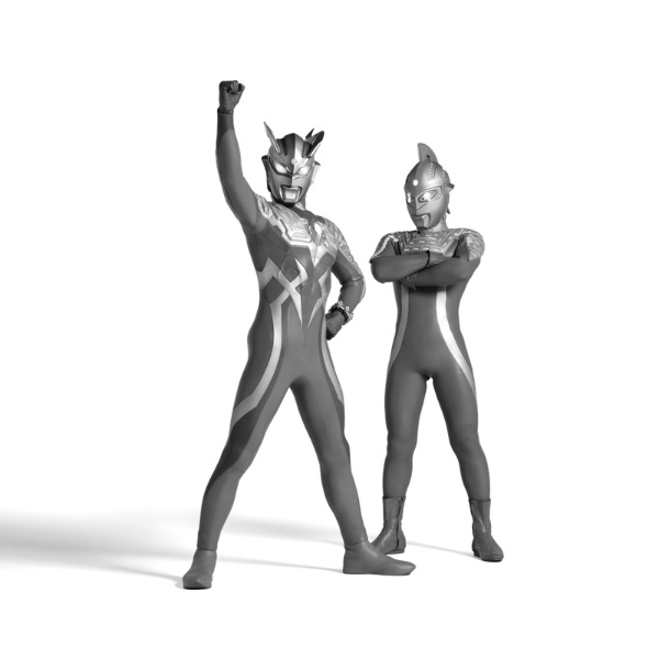 <b>2010年撮影　親: ウルトラセブン（スーパーヒーロー )　子: ウルトラマンゼロ（スーパーヒーロー）　parent: Ultra Seven / superhero　child: Ultraman Zero / superhero　(c)Bruse Osborn</b>