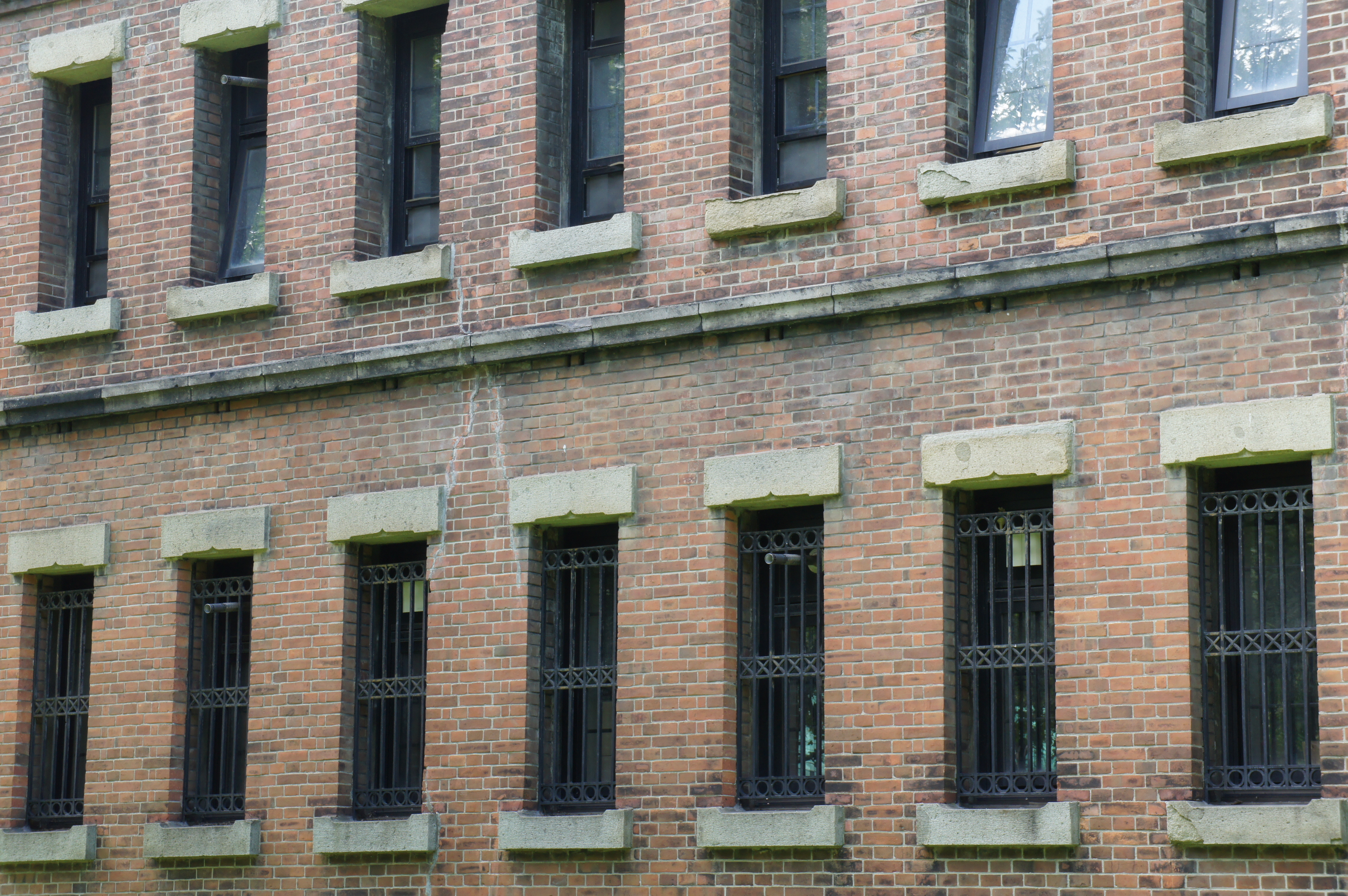 <b>（参考）ISO400 / 高感度ノイズリダクション:標準 / NEX-5 / E 18-55mm F3.5-5.6 OSS / 4,592×3,056 / 絞り優先AE / 1/20秒 / F11 / -0.3EV / WB:太陽光 / 55mm</b>