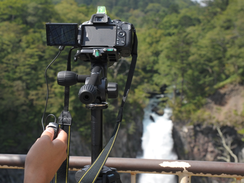 <b>カメラブレ防止のためケーブルレリーズを使用</b>