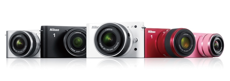 <b>Nikon 1 J1 標準ズームレンズキット（ホワイト）</b>