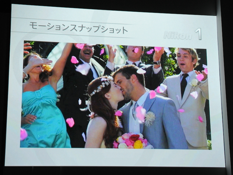 <b>動画、静止画、音楽を組み合わせて再生する「モーションスナップショット」を搭載</b>