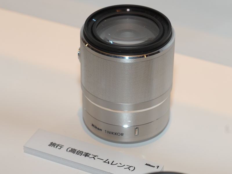 <b>高倍率ズームレンズ</b>