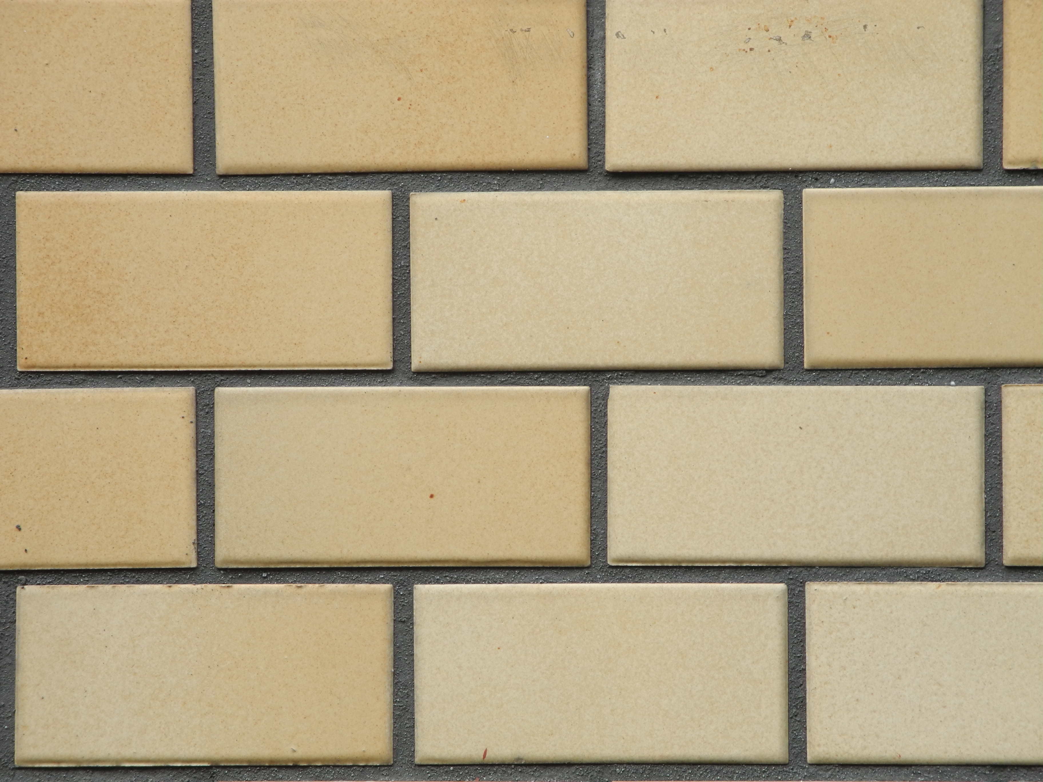 <b>望遠端 / F5.6 / COOLPIX P7100 / 約2.1MB / 3,648×2,736 / 1/30秒 / +0.3EV / ISO200 / WB:オート / 42.6mm</b>