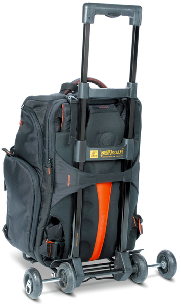 <b>インサートローリーにも対応</b>