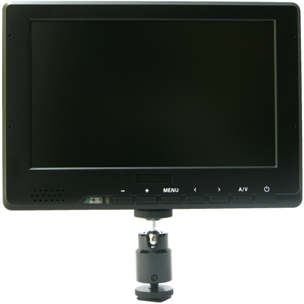 <b>三脚穴を備え、シューマウントアダプターを利用可能</b>