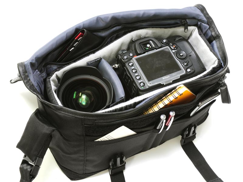 <b>aosta DECORO AOC-DC1SHM-BKの収納例</b>