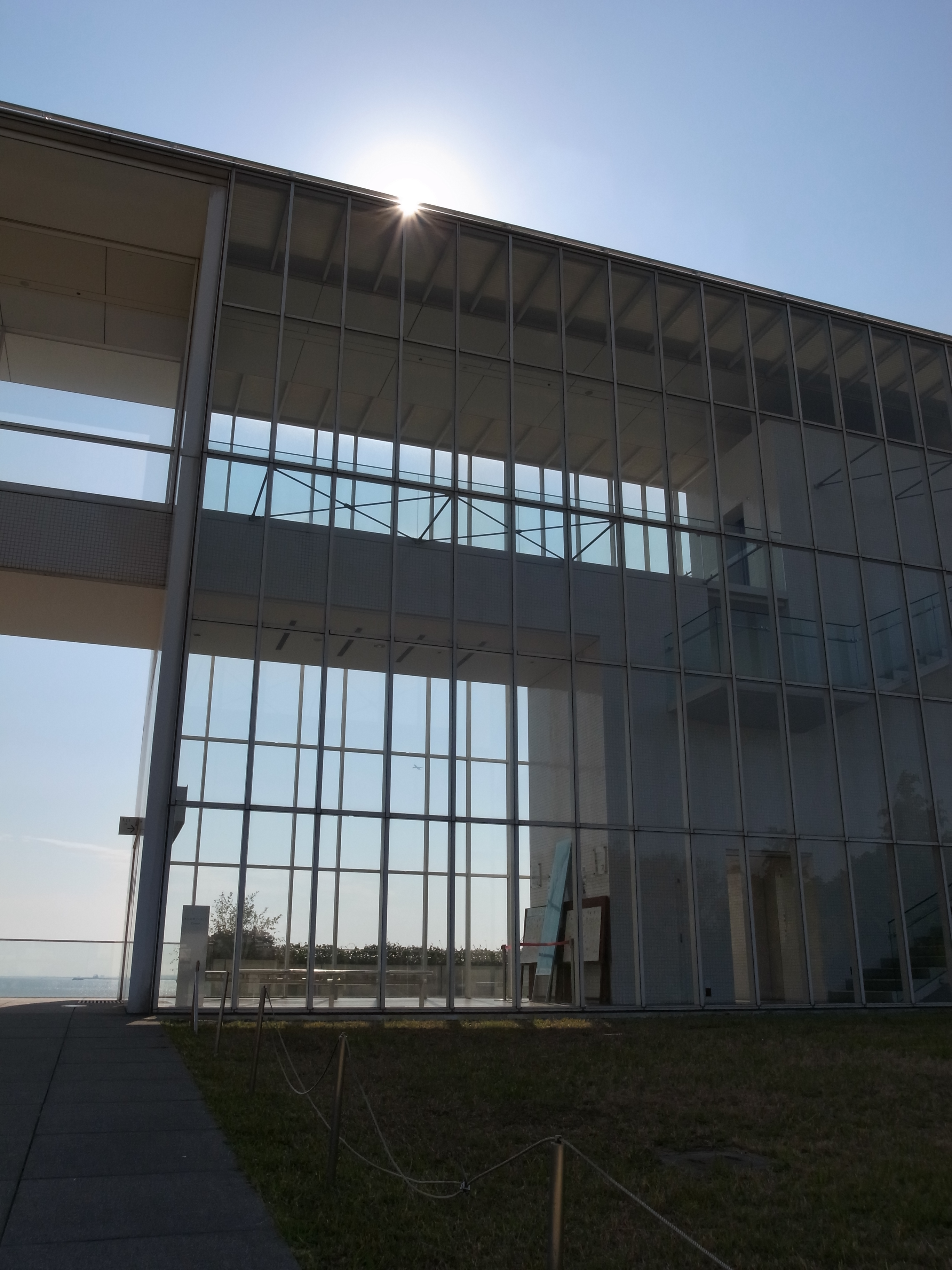 <b>ダイナミックレンジ補正:弱 / GR DIGITAL IV / 3,648×2,736 / 1/950秒 / F7.1 / 0EV / ISO125 / WB:オート</b>