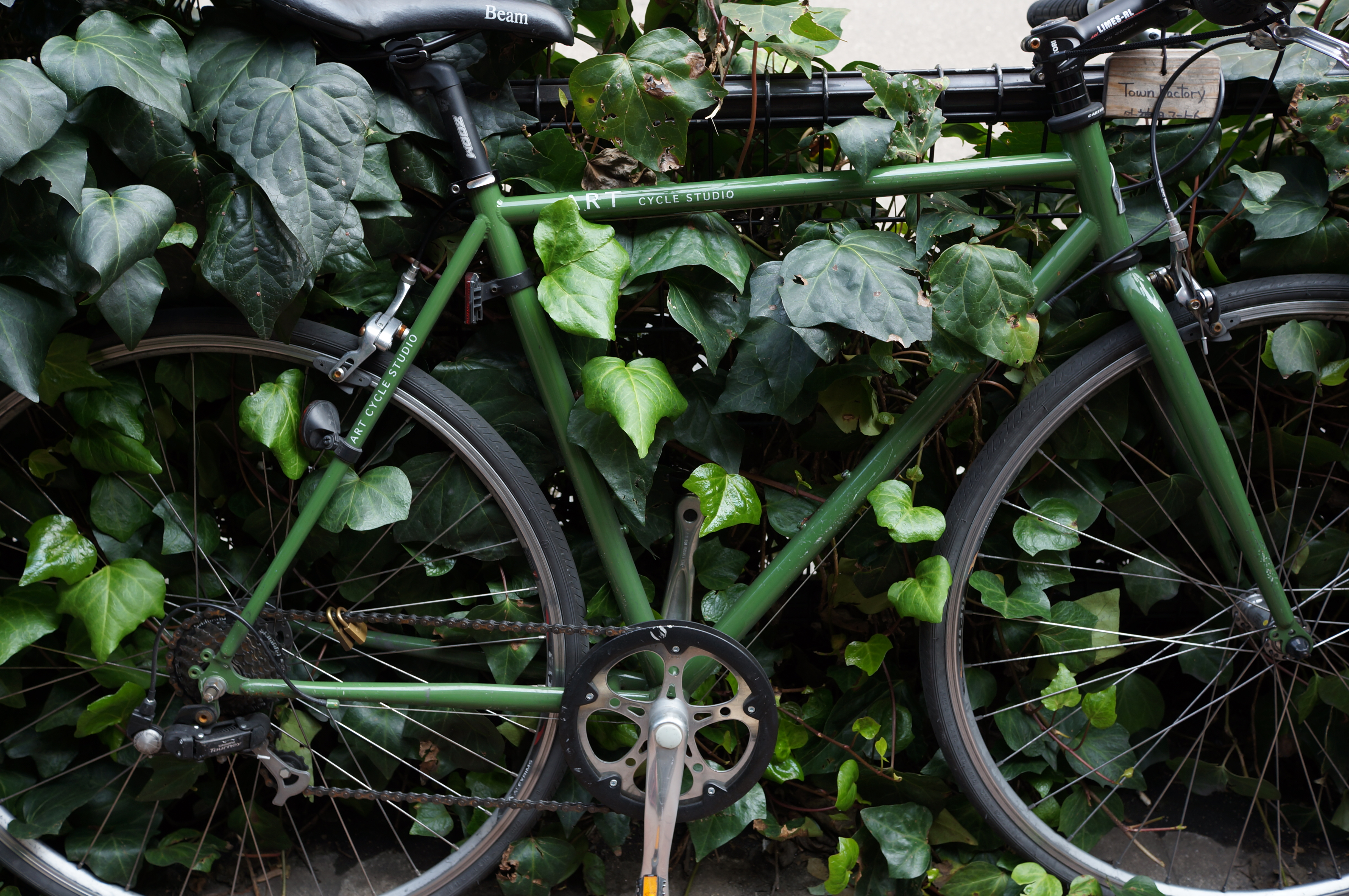 <b>NEX-5N / Sonnar T* E 24mm F1.8 ZA / 約5.5MB / 4,912×3,264 / 1/80秒 / F4.5 / -0.7EV / ISO100 / WB:オート</b>