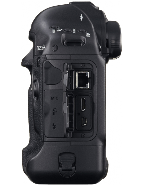 <b>本体側面には有線LAN端子などを装備する</b>