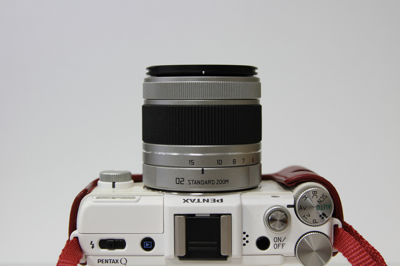 <b>レンズ先端を止まるまで押すと10mmと15mmの間、少し15mm寄りの辺りで止まります</b>