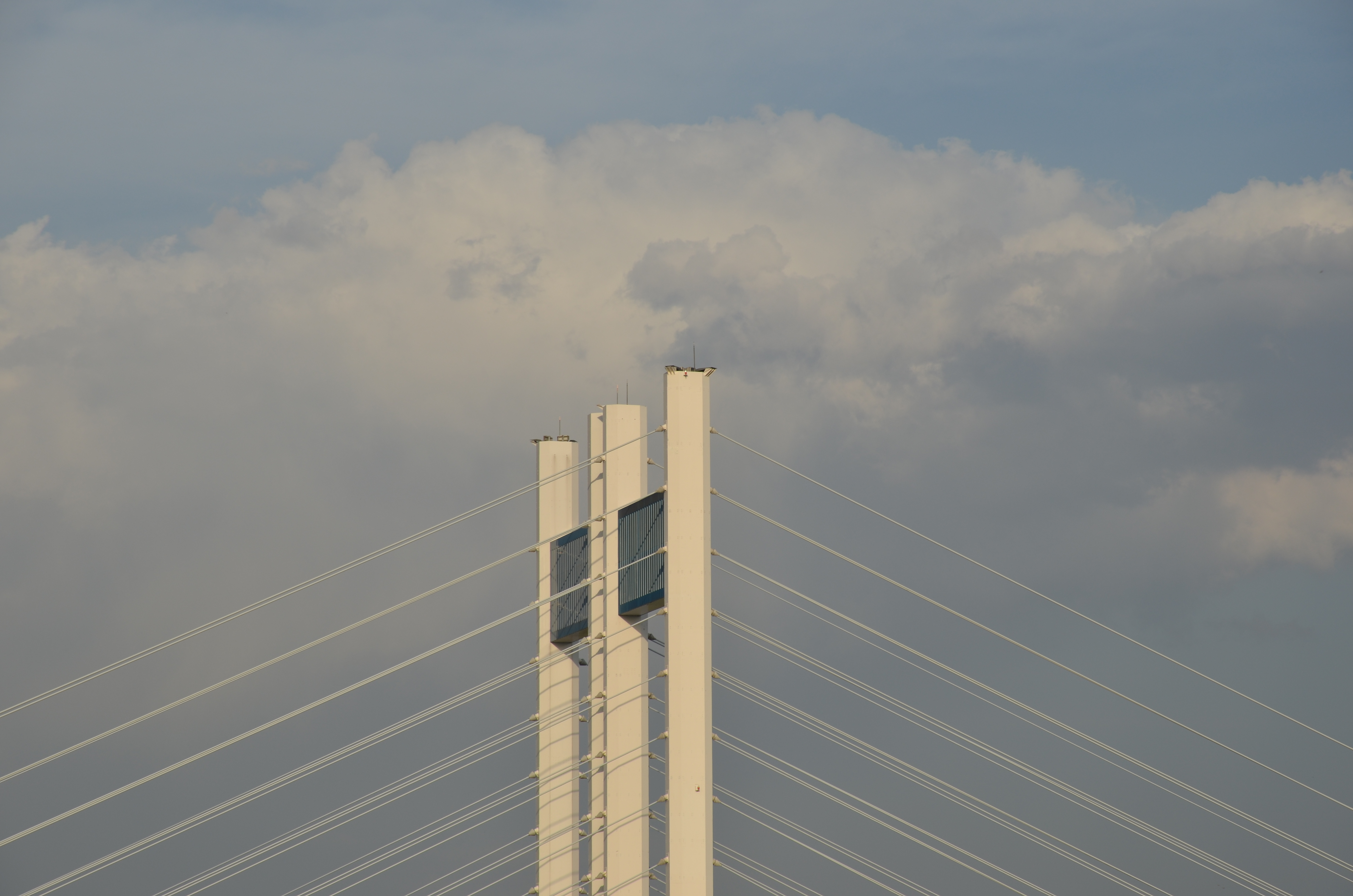 <b>D7000 / AF-S DX NIKKOR 16-85mm F3.5-5.6 G ED VR / 約4.3MB / 4,928×3,264 / 1/320秒 / F8 / 0.0EV / ISO100 / WB:晴天 / 85mm</b>