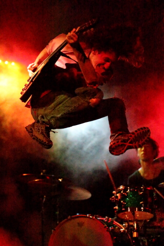 <b>EOS-1D X / EF 70-200mm F2.8 L IS II USM / 1/5,000秒 / F2.8 / 0EV / ISO102400 / 絞り優先AE / 115mm</b>