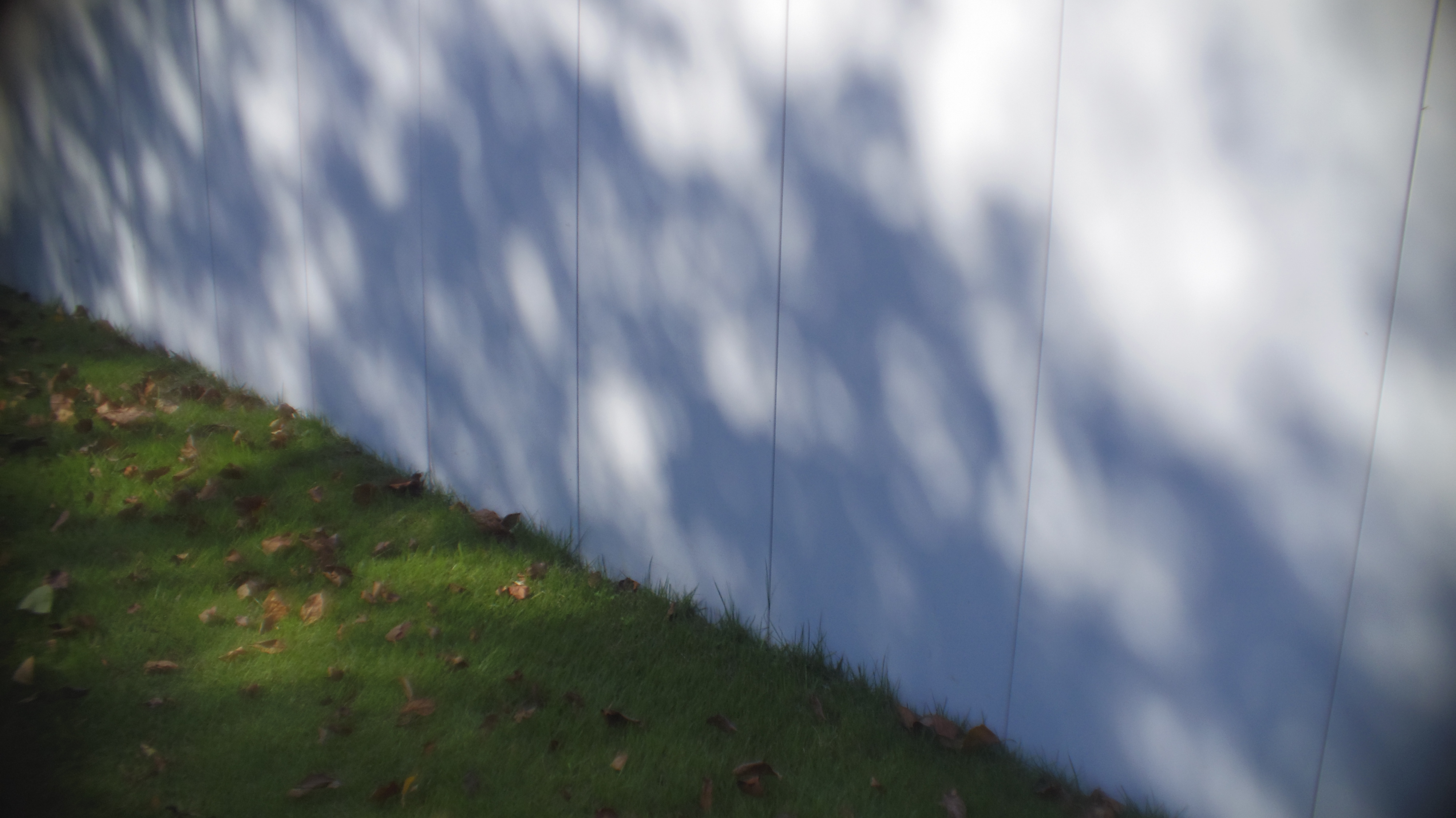 <b>PENTAX Q / / 約1.6MB / 4,000×2,248 / 1/2,000秒 / F2.5 / +0.3EV / ISO125 / WB:オート / カスタムイメージ:鮮やか</b>