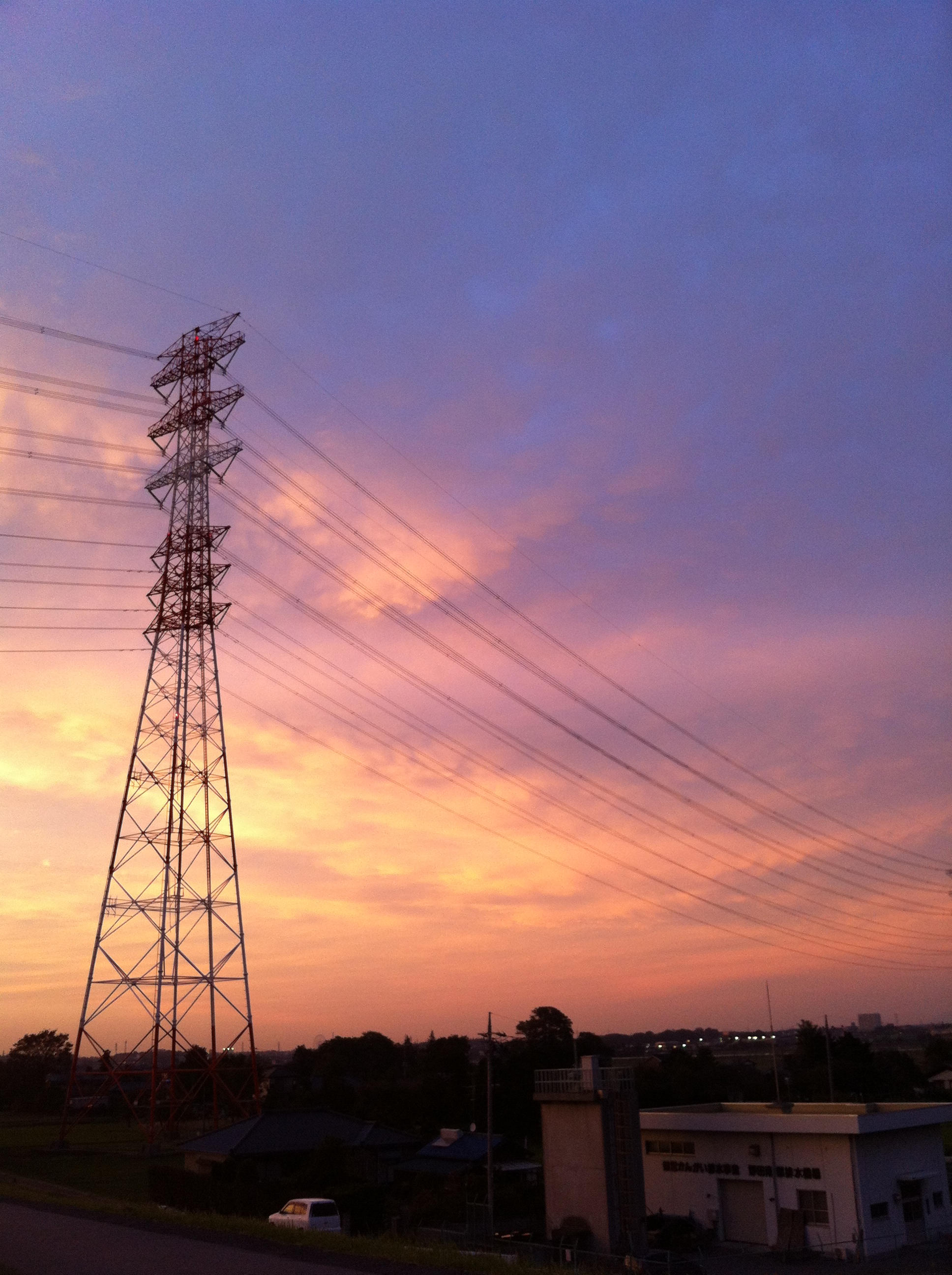 <b>iPhone 4 / 約1.6MB / 1,936×2,592 / 1/30秒 / F2.8 / ISO80 / 3.8mm</b>