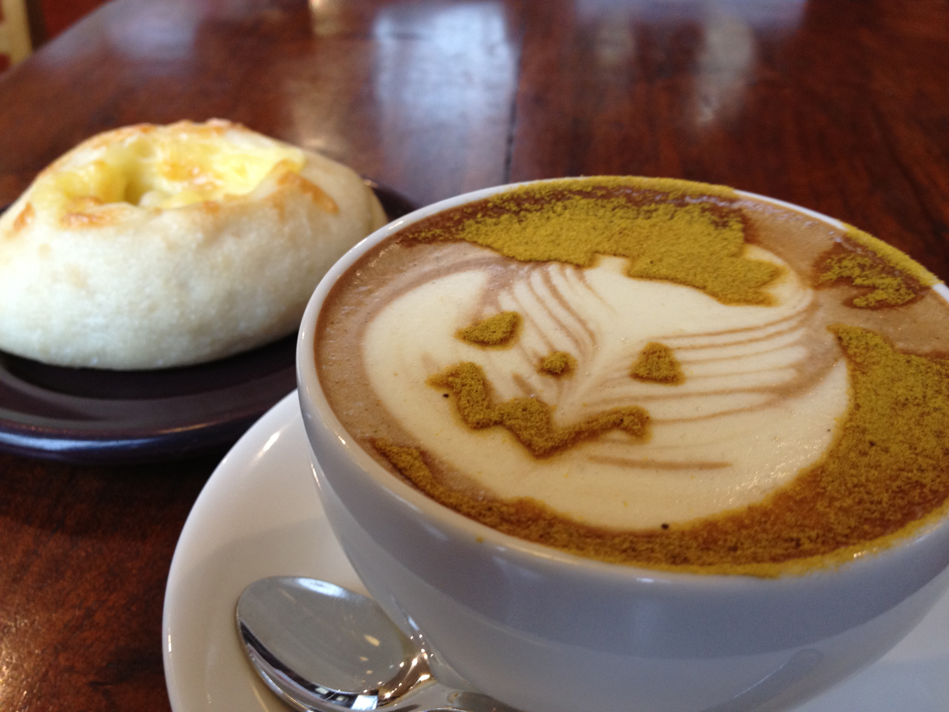 <b>iPhone 4S / 約3.0MB / 3,264×2,448 / 1/20秒 / F2.4 / ISO100 / 4.3mm</b>