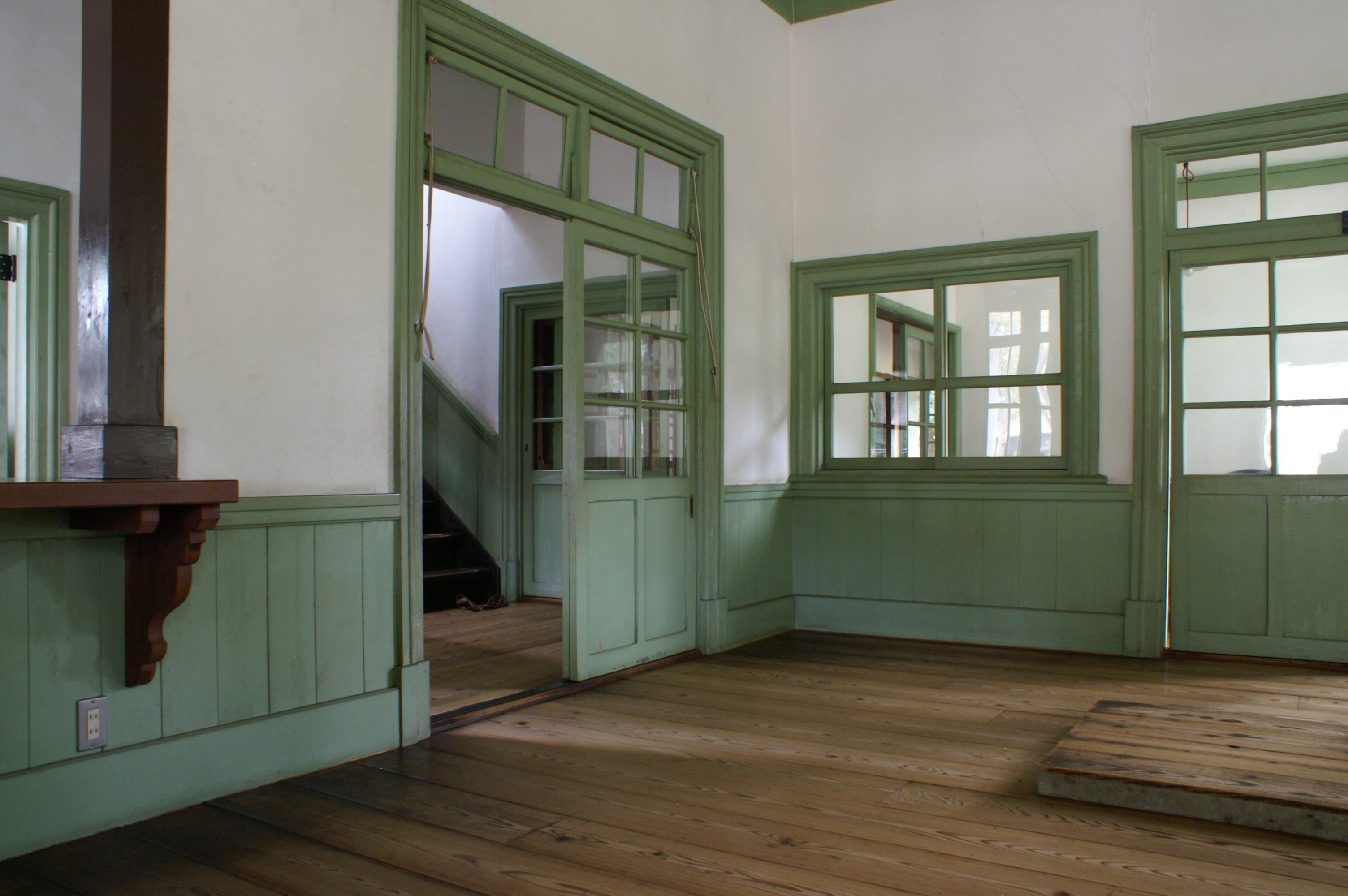 <b>α-7 DIGITAL / AF DT ZOOM 18-70mm F3.5-5.6（D） / 約2.3MB / 3,008×2,000 / 1/4秒 / F11 / 0.0EV / ISO800 / WB:オート / 18mm</b>